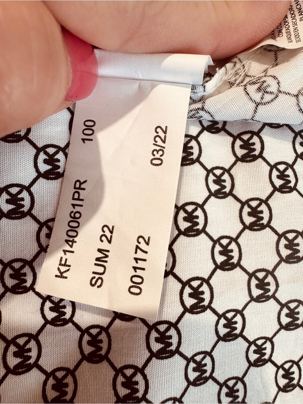 Michael Kors White Shirt with Black MK Logo Pattern - Picture 5 of 7